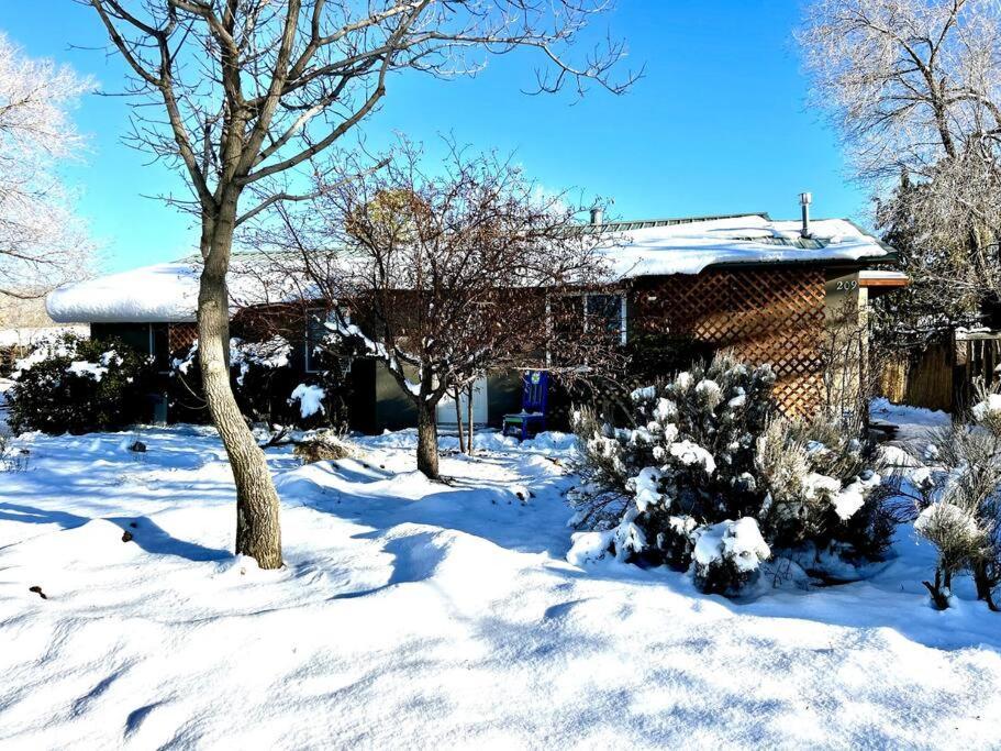 Fully Furnished, Serene Taos House Bagian luar foto