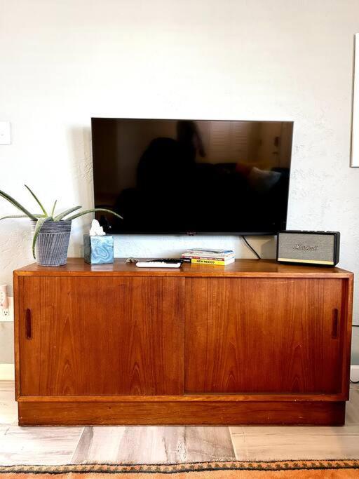 Fully Furnished, Serene Taos House Bagian luar foto